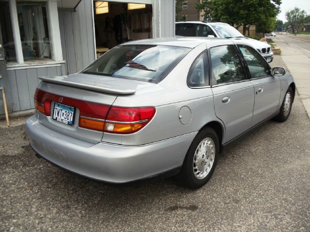 Saturn L Series 2000 photo 2