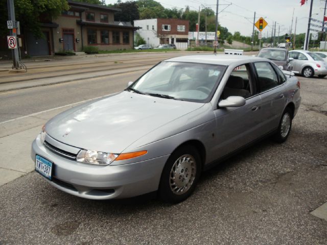 Saturn L Series 2000 photo 4