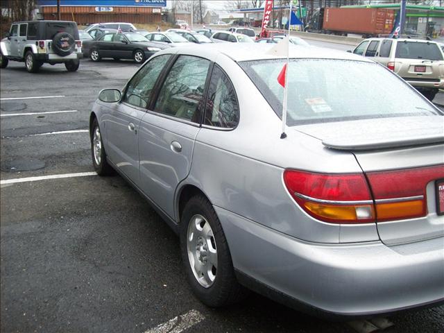 Saturn L Series 2000 photo 2