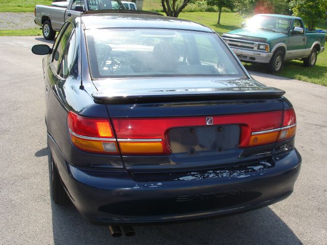 Saturn L Series 2000 photo 2