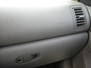 Saturn L Series 2000 photo 4