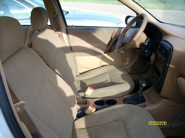 Saturn L Series 2000 photo 4