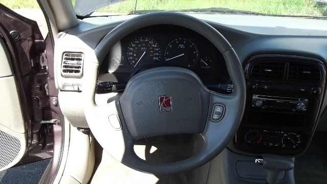 Saturn L Series 2000 photo 24