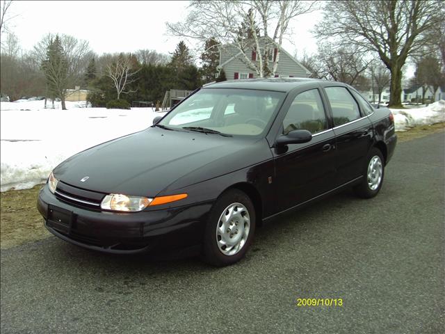 Saturn L Series 2000 photo 2