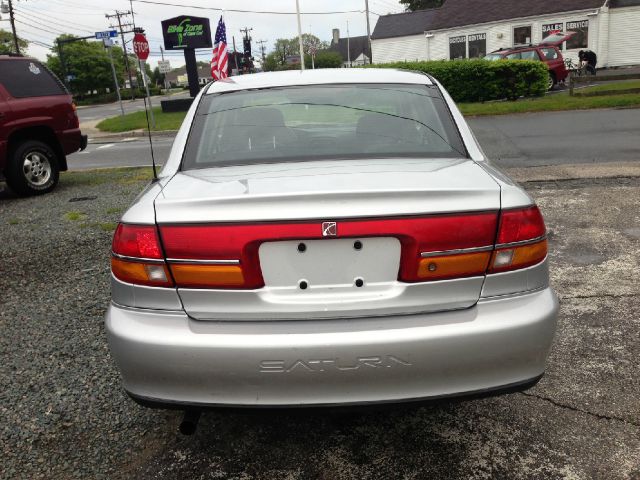 Saturn L Series 2001 photo 3