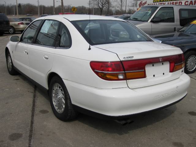 Saturn L Series 3.5 Sedan