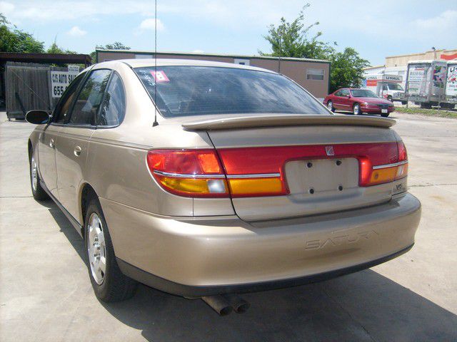 Saturn L Series 2001 photo 21