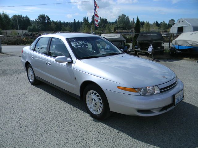 Saturn L Series 2001 photo 2