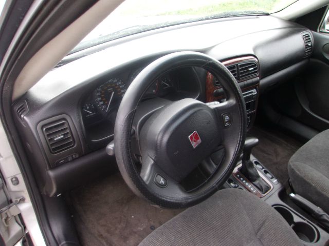 Saturn L Series 2001 photo 1