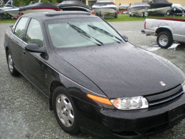 Saturn L Series 2001 photo 2