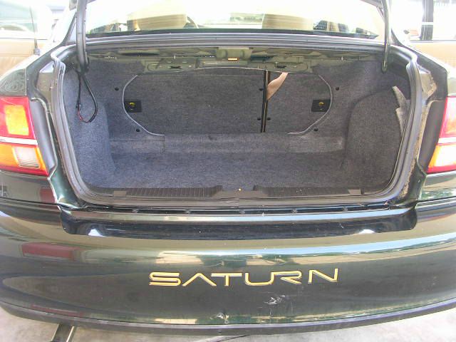 Saturn L Series 2001 photo 3