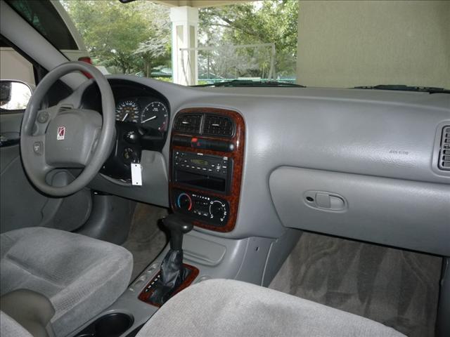 Saturn L Series 2001 photo 3