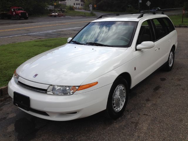 Saturn L Series 2001 photo 2