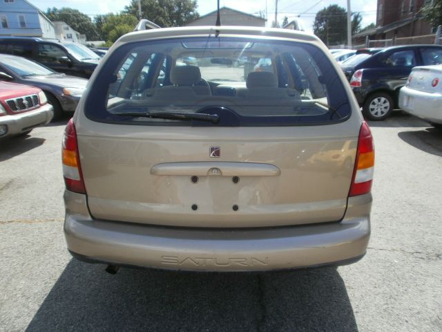 Saturn L Series 2001 photo 2