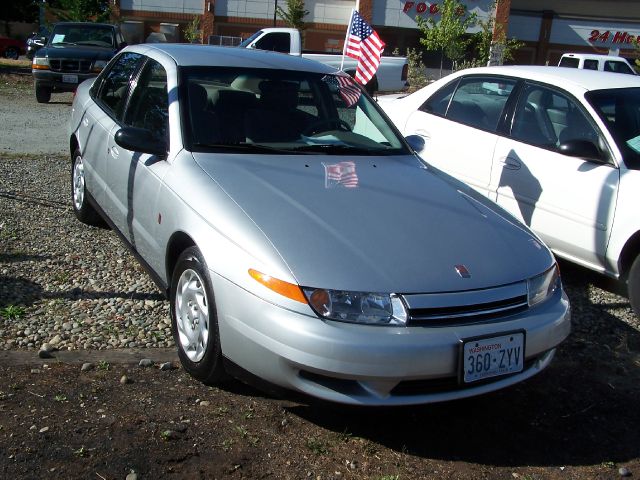 Saturn L Series 2001 photo 3