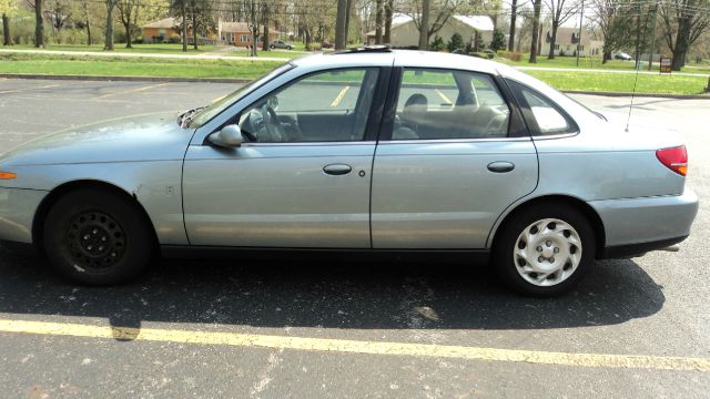 Saturn L Series 2WD Eddie Bauer Sedan