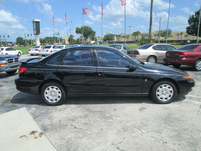 Saturn L Series 2001 photo 4