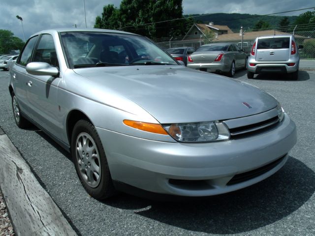 Saturn L Series 2002 photo 2