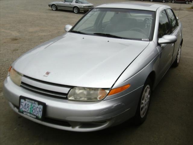 Saturn L Series 2002 photo 3