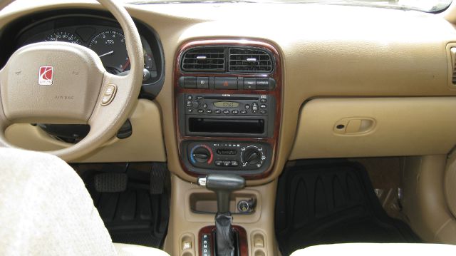 Saturn L Series 2002 photo 3