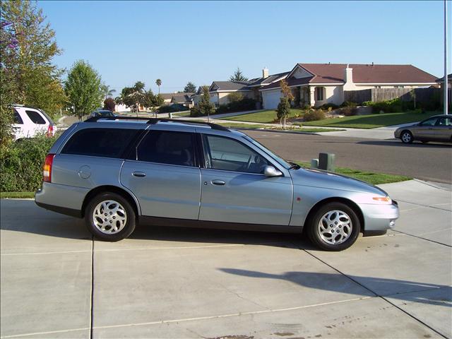 Saturn L Series 2002 photo 1