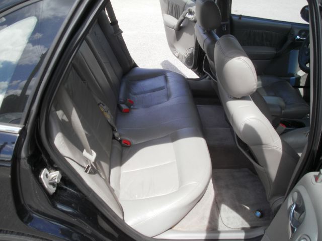 Saturn L Series 2002 photo 4