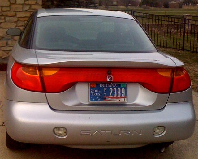 Saturn L Series 2002 photo 2