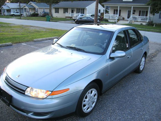 Saturn L Series 2002 photo 1