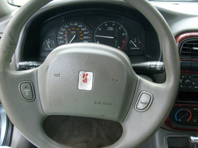 Saturn L Series 2002 photo 3