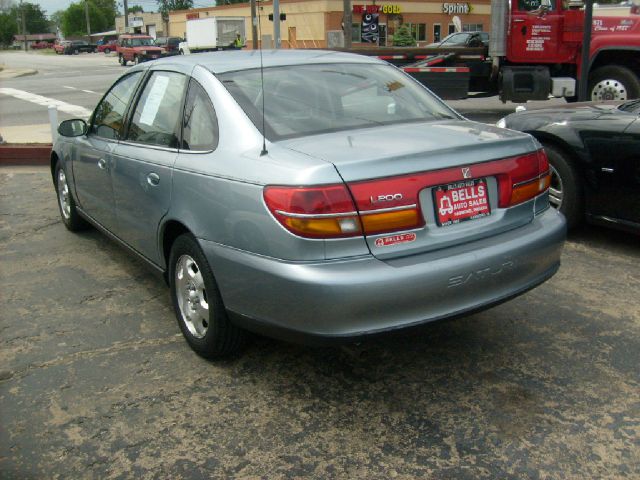 Saturn L Series 2002 photo 4