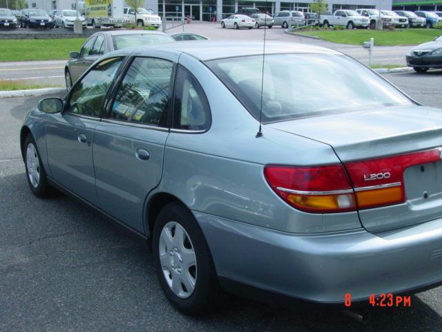 Saturn L Series 2002 photo 4