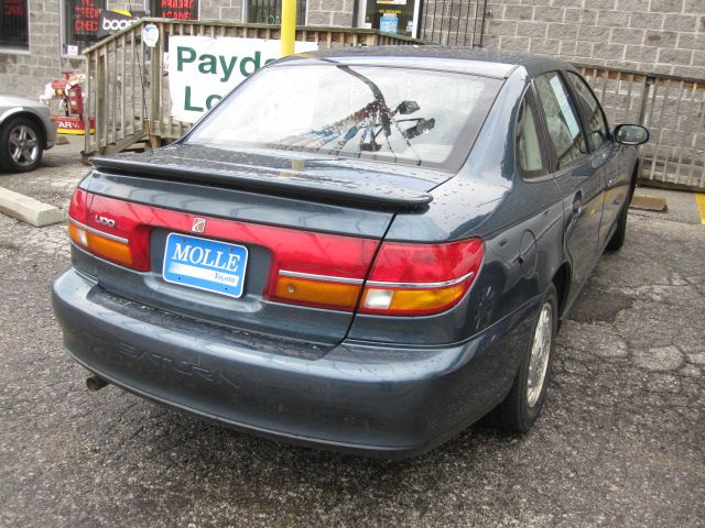 Saturn L Series 2002 photo 2