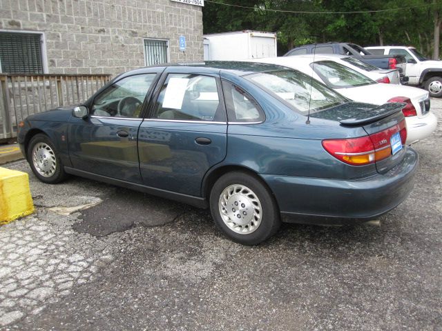 Saturn L Series 2002 photo 4