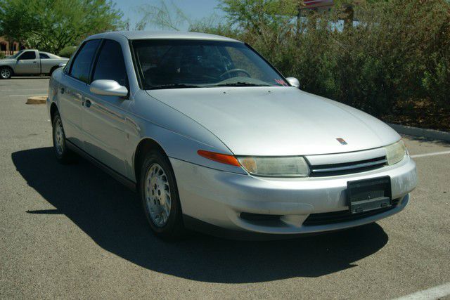 Saturn L Series 2002 photo 1