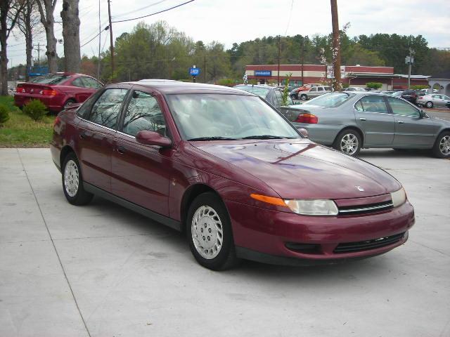 Saturn L Series 2002 photo 3