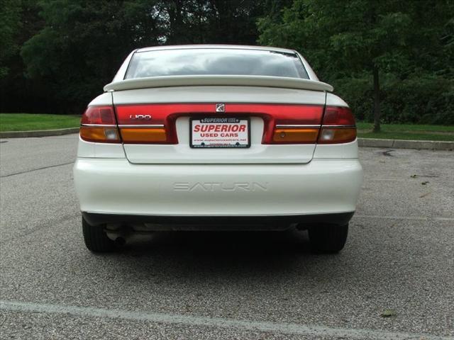 Saturn L Series 2002 photo 3