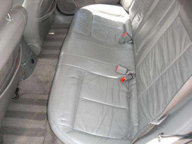 Saturn L Series 2002 photo 1