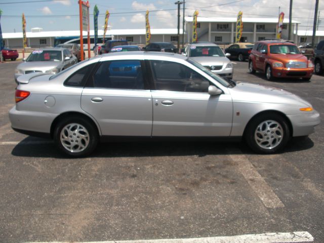 Saturn L Series 2002 photo 2