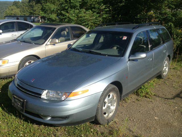 Saturn L Series 2002 photo 2