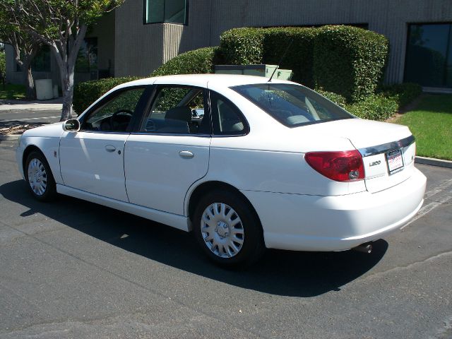 Saturn L Series 2003 photo 3