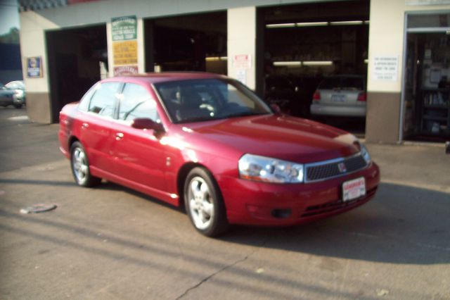 Saturn L Series 2003 photo 1