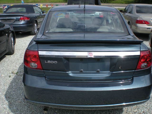 Saturn L Series 2003 photo 1