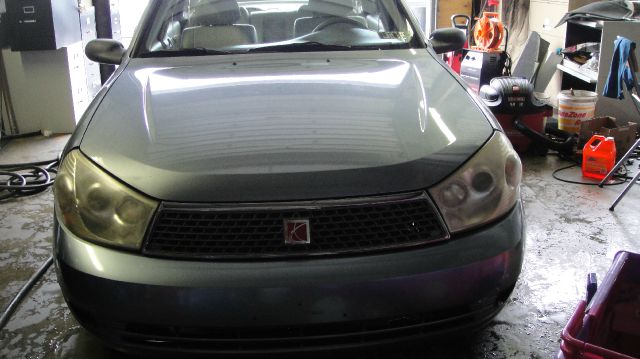 Saturn L Series 2003 photo 1