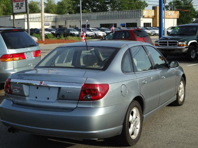 Saturn L Series 2003 photo 6