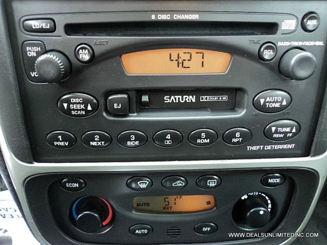 Saturn L Series 2003 photo 8