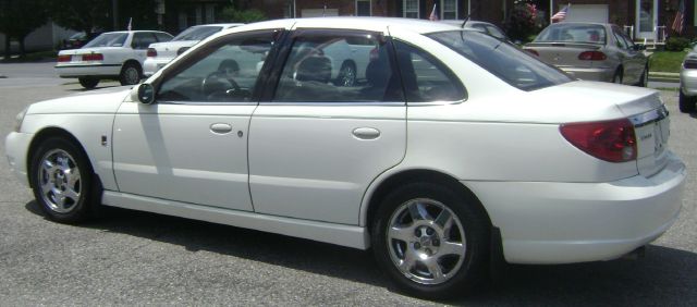 Saturn L Series 2003 photo 8