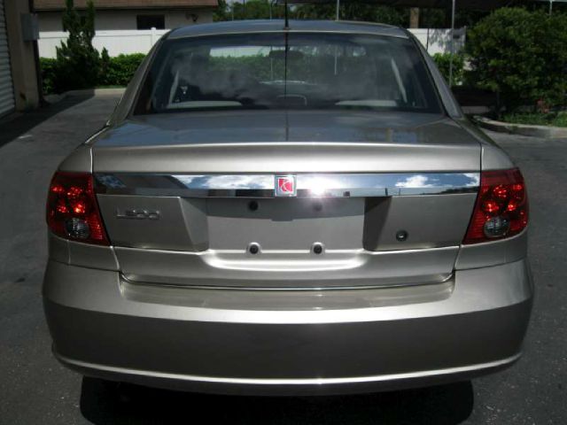 Saturn L Series 2003 photo 1