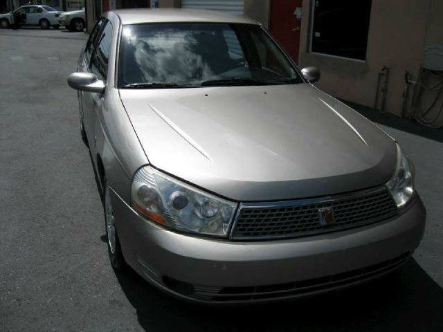 Saturn L Series 2003 photo 4