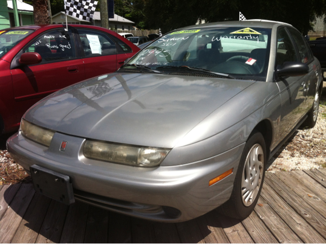 Saturn SL 1999 photo 3