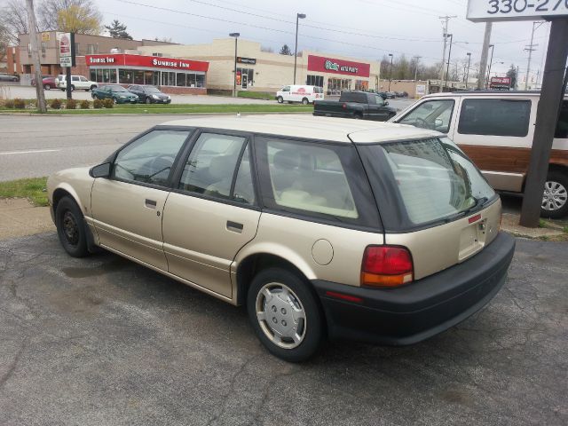 Saturn S Series 1995 photo 2